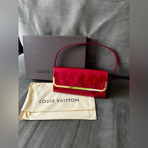 LOUIS VUITTON Vernis Rossmore MM Pomme D'Amour New AUTHENTIC Clutch Shoulder Bag - Picture 5 of 17